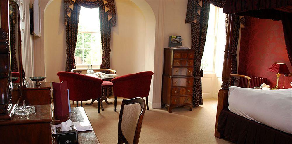 The Close Hotel Tetbury Extérieur photo